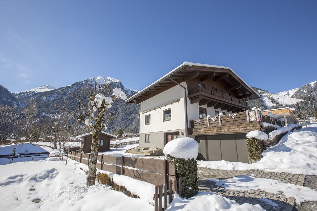 Landhaus Vier Jahreszeiten คริมเมล ภายนอก รูปภาพ