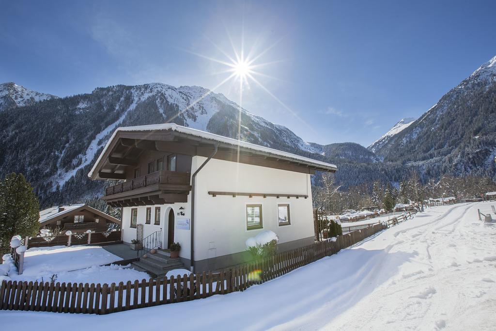 Landhaus Vier Jahreszeiten คริมเมล ภายนอก รูปภาพ
